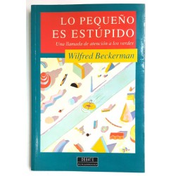 LO PEQUEÑO ES ESTÚPIDO