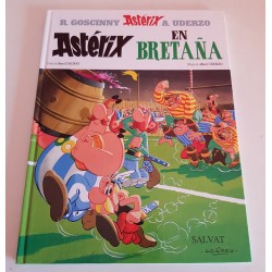 ASTÉRIX EN BRETAÑA