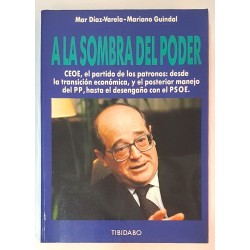A LA SOMBRA DEL PODER