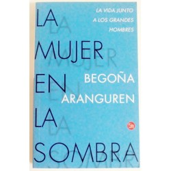 LA MUJER EN LA SOMBRA